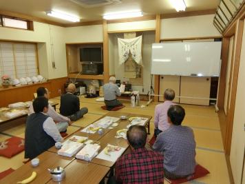 初富三峯講の様子の写真